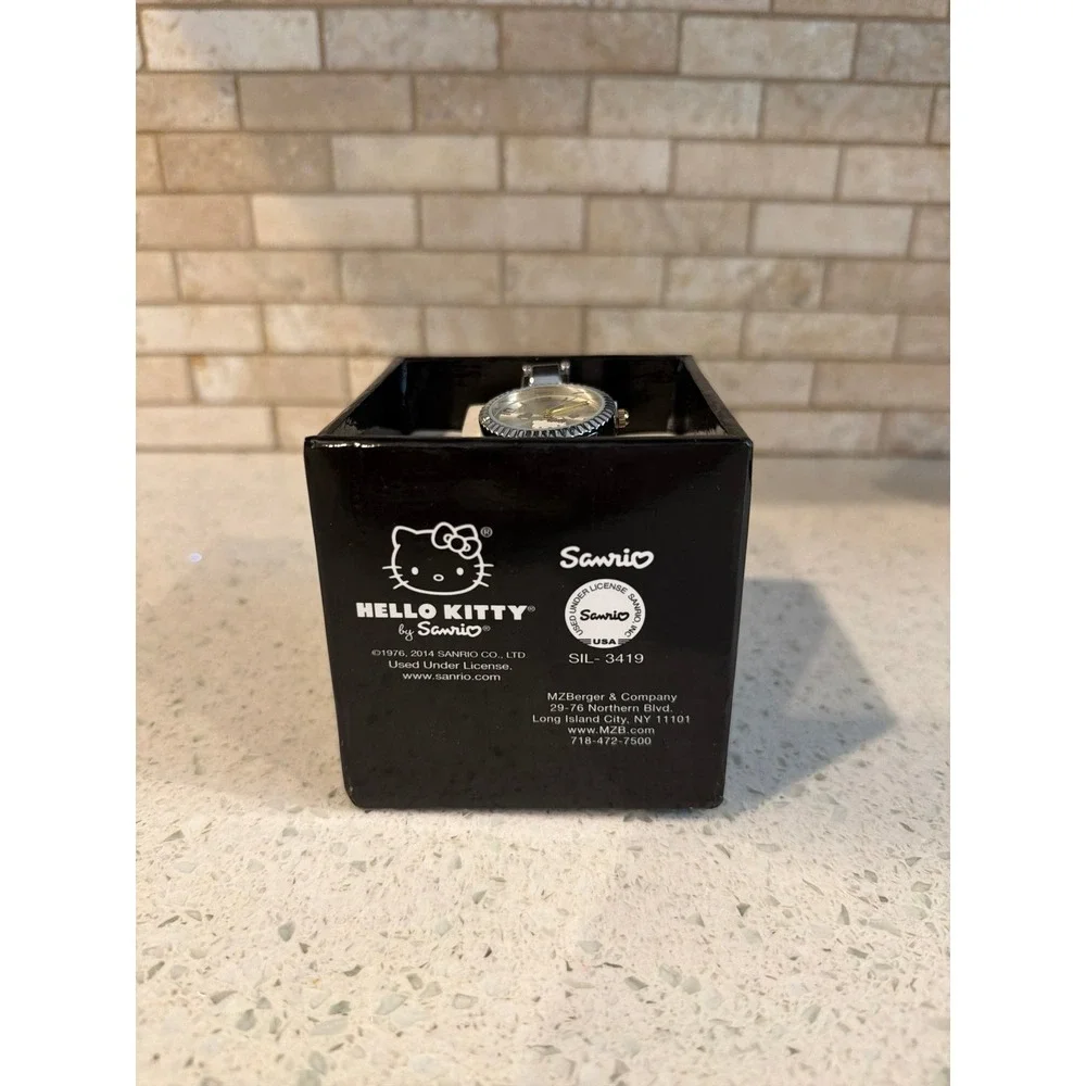 Hello Kitty Sanrio HKAQ5819J Women's Bracelet Watch Silver Tone New In Box